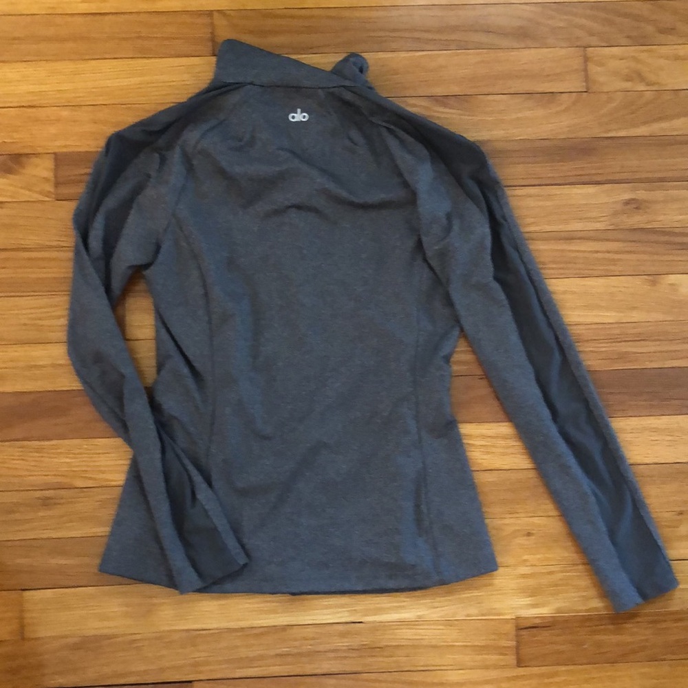 Alo like new no tags Med steel gray stretch tech fabric smooth NWOT front zip - Picture 5 of 6